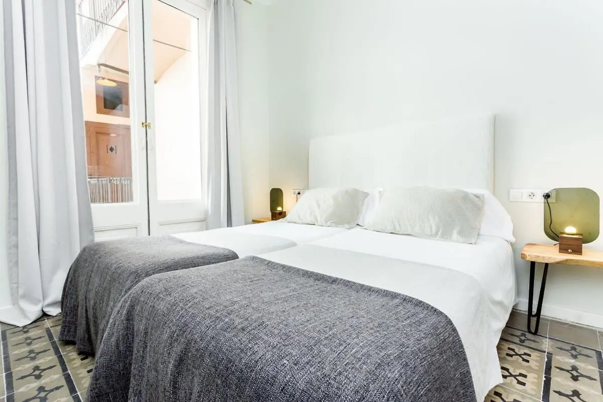 4Bedroom Apart With Balcony In Las Ramblas 1 1 Barcellona Spagna